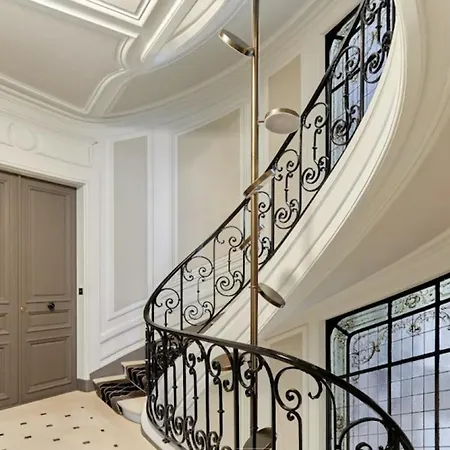 Luxueux 4 Bd, Parc Monceau *